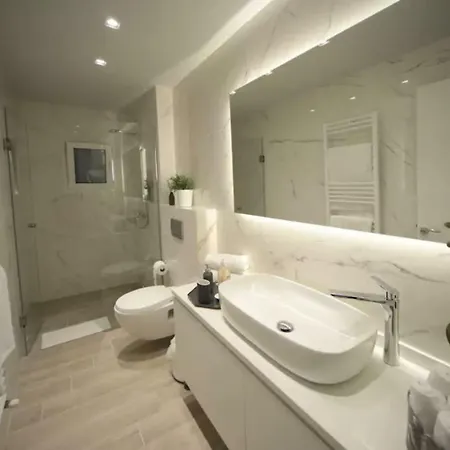 Central Penthouse 公寓 *