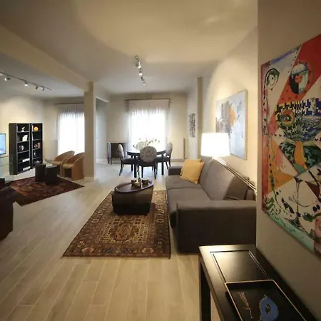 Central Penthouse 公寓 *